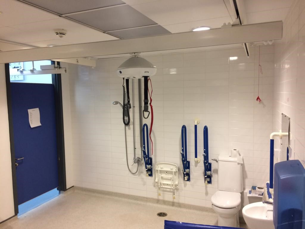 'Invacare Robin' full room hoist installations including X-Y Systems and gate systems. Installations at Stanley School, Wirral.