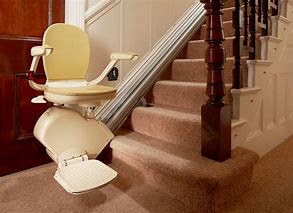 Location de monte-escalier droit entièrement installé à seulement 50,00 £ par mois / frais de location toutes les 4 semaines - Plusieurs monte-escaliers disponibles à la location