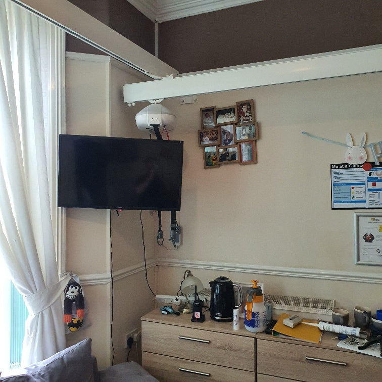 Install of Reconditioned Robin X-Y System Hoist Covering full Room at Property in Southport