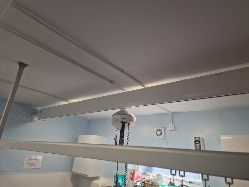 Chesnut Lodge School Widnes Installation d'un lève-personne Invacare Robin