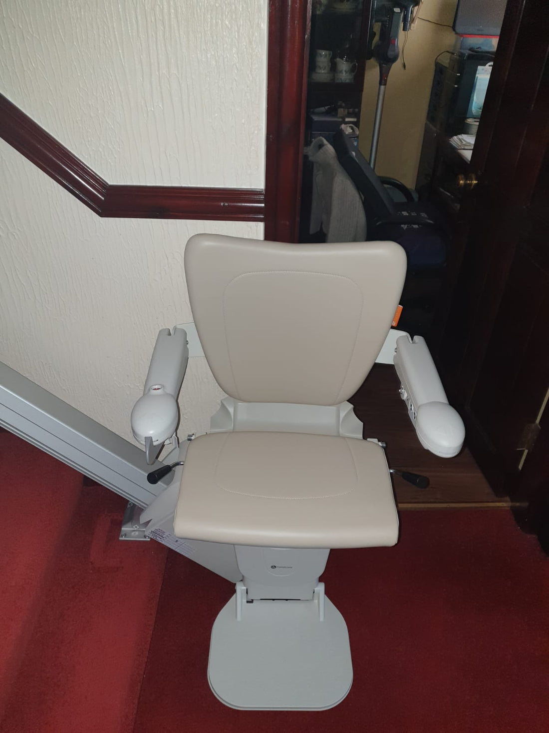 New Handicare Friction Drive 1100 Straight Stairlift - super narrow