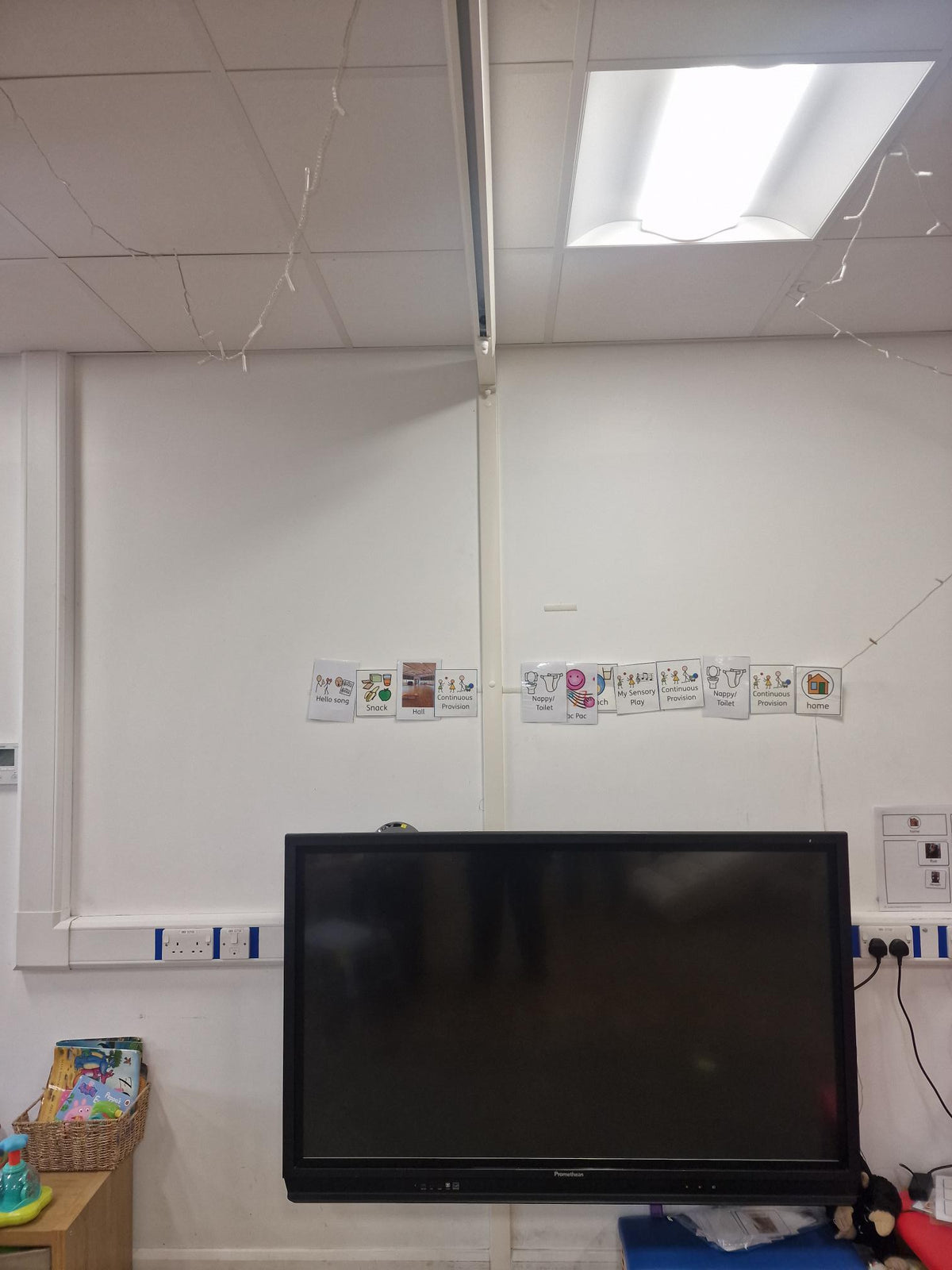 Redgate Primary School Class 1 Invacare Robin Hoist Install
