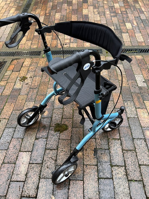 Drive Devilbiss Nitro SL Super Lightweight 4 Wheel Walker Rollator Outdoor Indoor Blue Grey 700300300 700300100