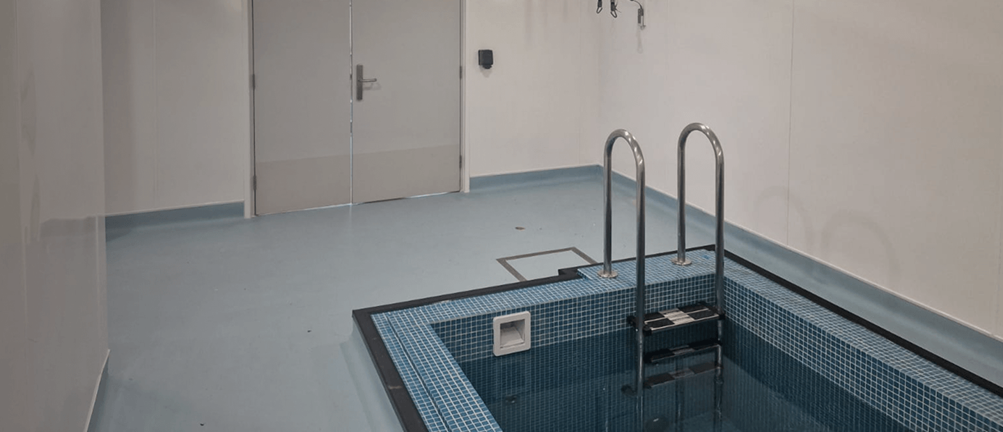 Lift and Hoist Removal  Across the UK