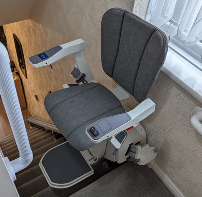 Platinum Straight Ergo Horizon Stairlift Standard or Heavy Duty Reconditioned or New