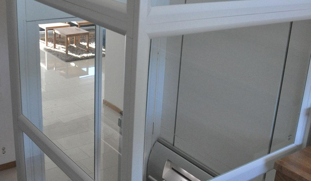 Gartec Aritco Homelift : Ascenseur vertical d'accès d'étage à étage