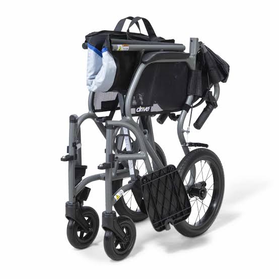 Drive Devilbiss AeroMg Magnesium Super Lightweight Transit Wheelchair only 5.7kg Small Wheel 17.5" (18") Seat Width ULMGWCTS