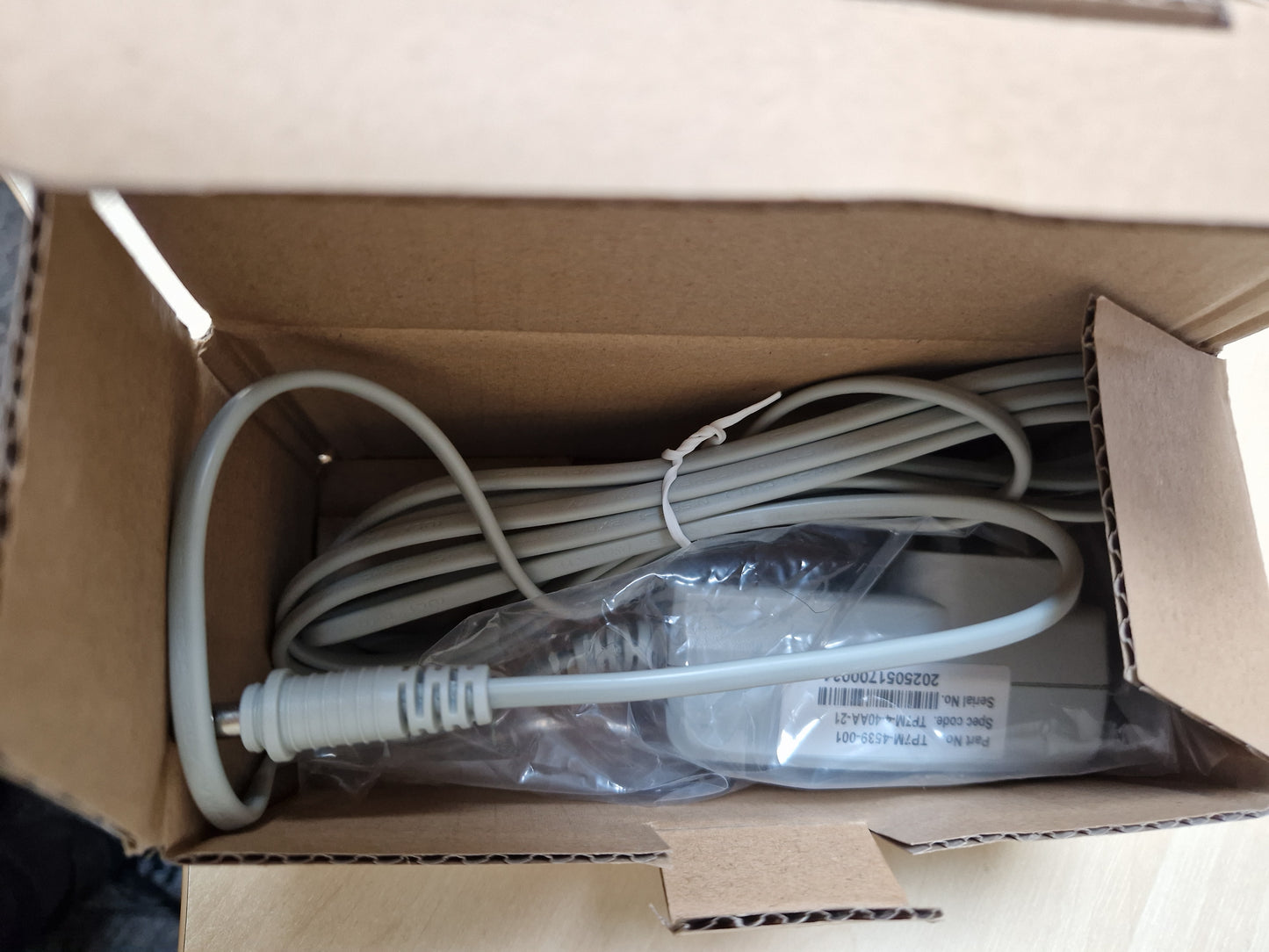 New Invacare Robin Hoist Carriage Wall Charger Charging Plug UK 3 Metre Cable DC 60130310-7035