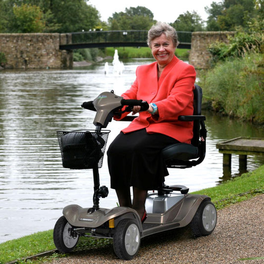 Kymco Mini Comfort Solid 4 Wheel Mobility Scooter Folds Boot Pavement 4mph