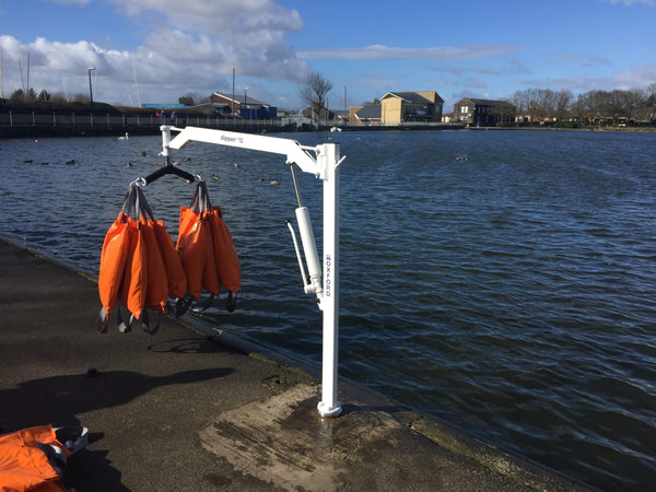 Joerns Oxford Dipper Battery Swimming Pool hoist With Spreader Bar OP10014