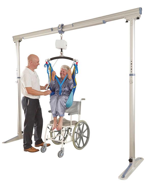 Système de rails de portique portable Freeway Freestanding Prism CP200 complet avec palan motorisé et barre de transport standard