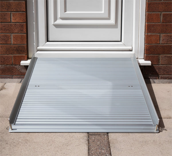 Aidapt Roll Up Aluminium Metal Ramp Lightweight Travel Wheelchair Scooter Threshold Ramps VA141