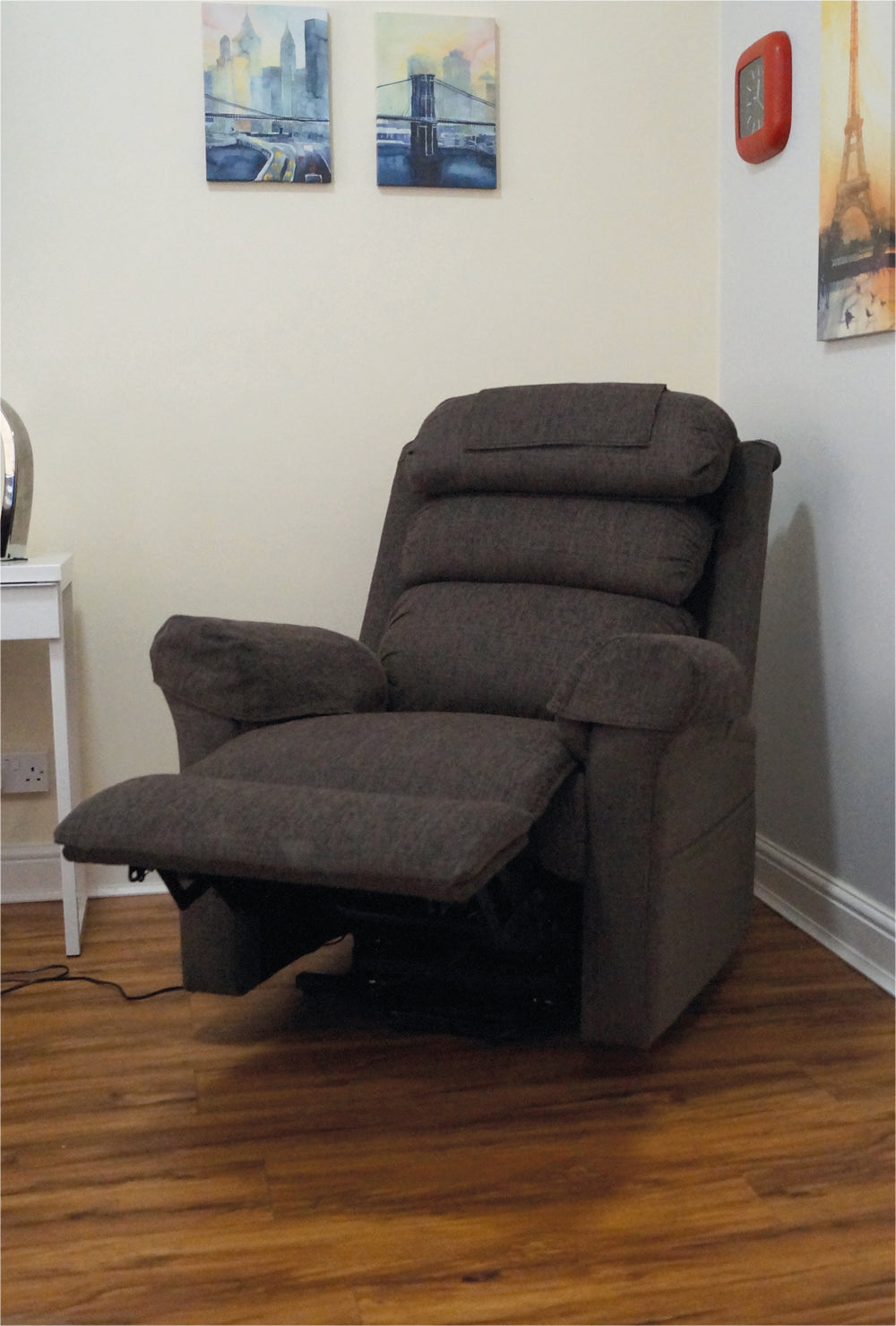 Aidapt Ecclesfield Series Wall Hugging Rise & Recliner - Chenille Material VG700BL
