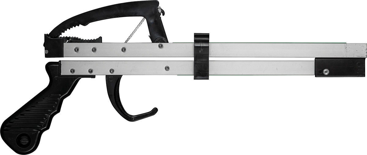 Aidapt Folding Travel Handy Reacher Grabber Household Grab Picker Up Litter VM901B VM901D 32" or 26" Length