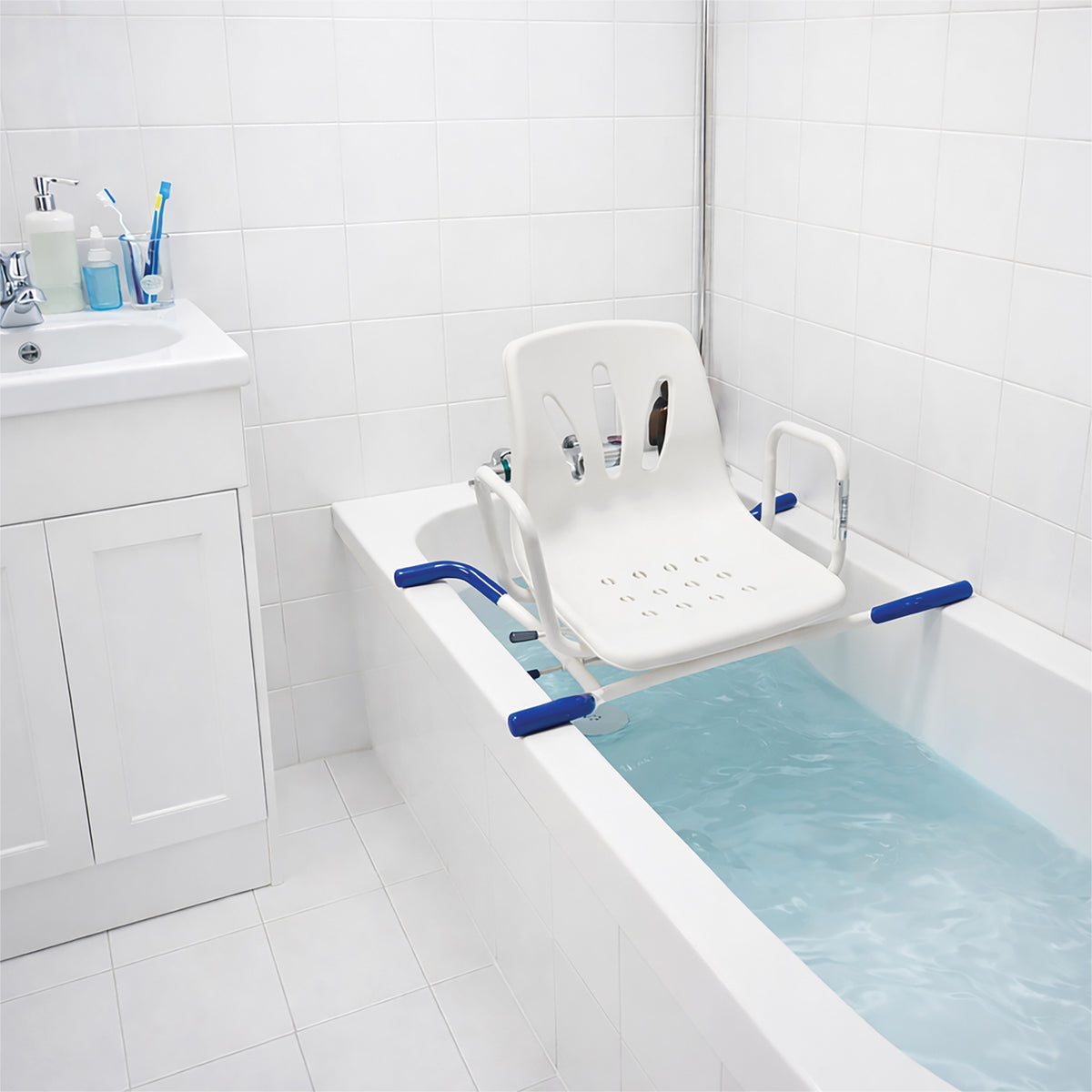 Aidapt Winchester Swivel Bather Seat VR130SS