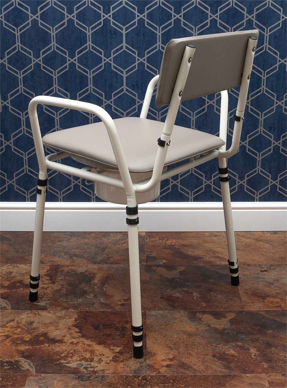 Aidapt Essex Height Adjustable Commode Chair VR161G