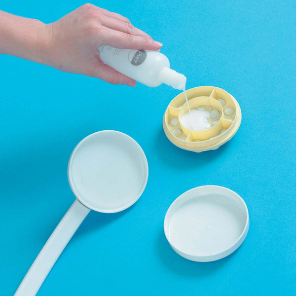 Cream and lotion applicator