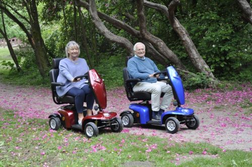 Kymco Komfy 8 Mobility Scooter 8mph with suspension heavy duty 25 stone weight limit