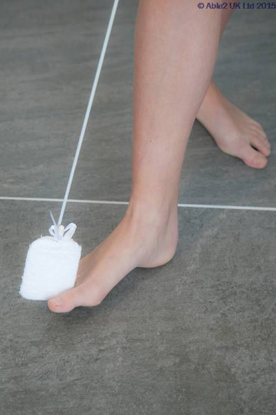 Able2 Atlantis Long Handle Toe Washer PR46049