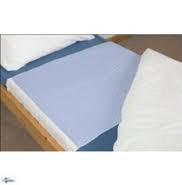 Aidapt Washable Bed Pad With Tucks VM842B