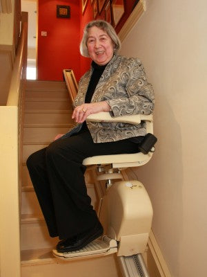 Hire Stairlift Rental Straight Fully Installed only £50.00 per month / 4 weekly hire charge - Multiple Hire Stairlifts available