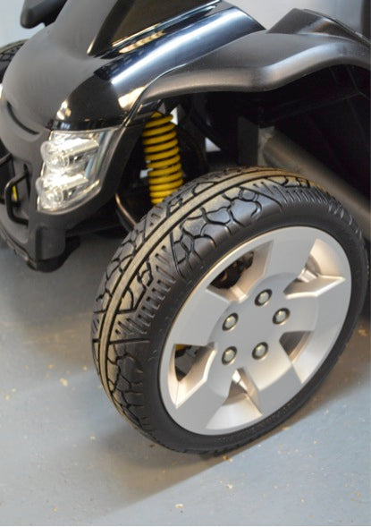 Pride Colt Executive Scooter Top of the Range Luxury Heavy Duty Large 8 MPH 4 Wheel Mobility Scooter Yellow Black or Grey