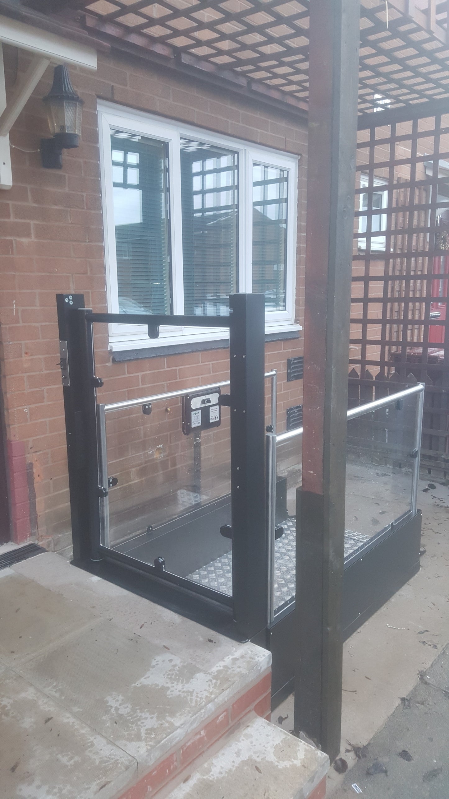 Pollock Steplift Classic or Open Platform Lift Supplied and Installed 1 Metre 2 Metre 3 Metre