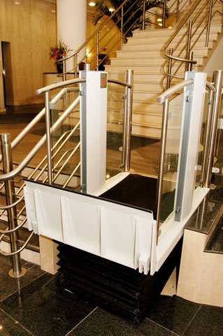 Steplift / platform lift