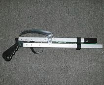 Aidapt Folding Handy Reacher VM901D